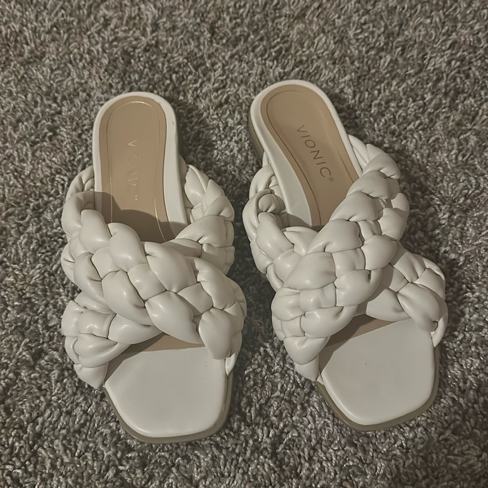 Vionic Womens Kalina Braided Cream Sandals Size 7